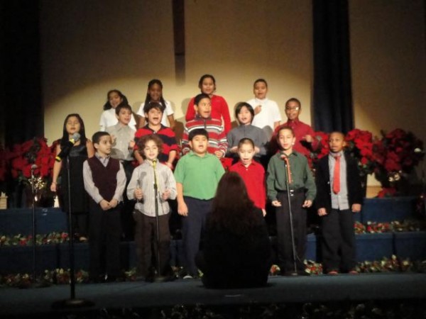 Elementary Christmas Program 09 002